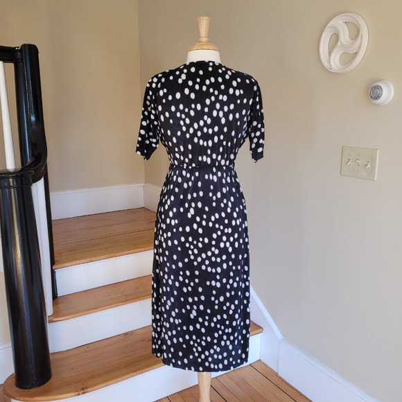 Aaos V Neck, Wrap Tie Waist Black/White Midi Dress. Size 6/8 - Picture 3 of 12